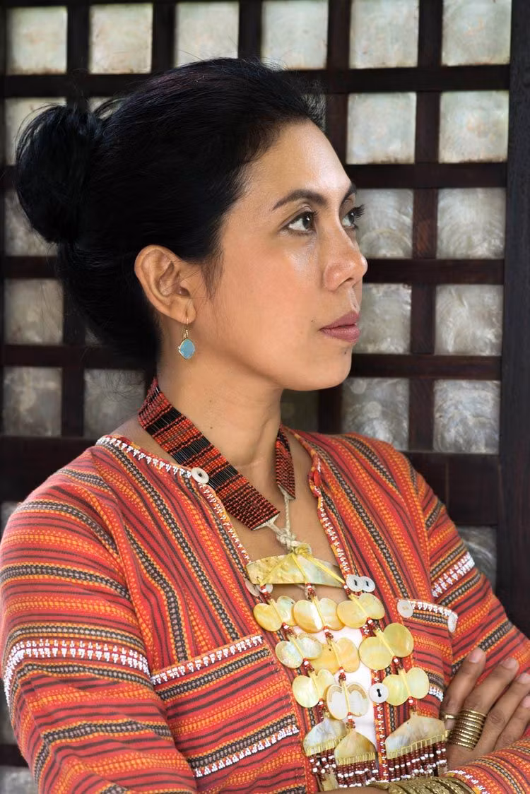 len cabili, mujeres filipinas,