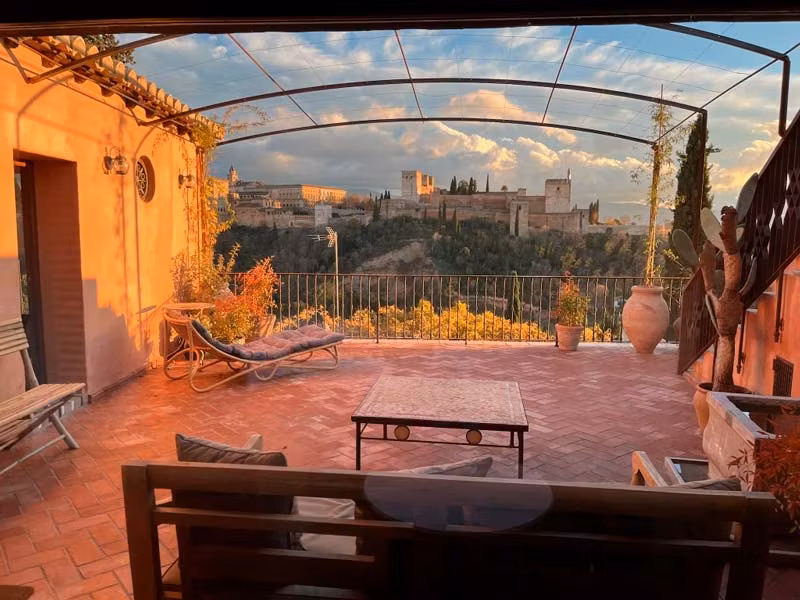 Cómo hacer de viajar un placer con Rusticae y LELO