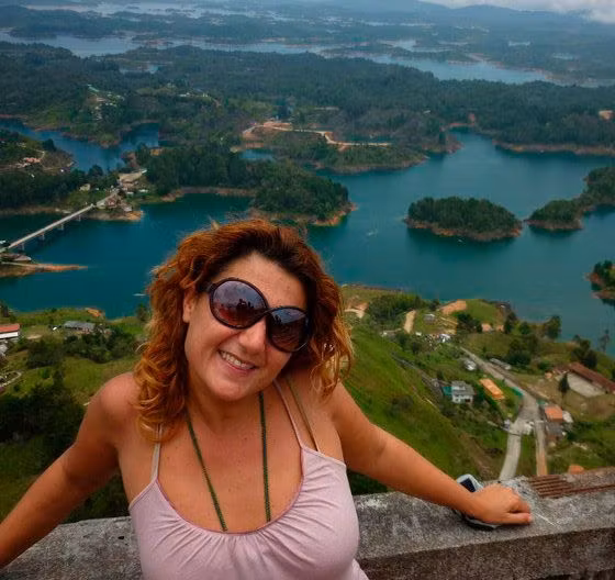 Elisabeth G. Iborra: "Me declaré periodista a los seis años por una curiosidad que todavía no he saciado"