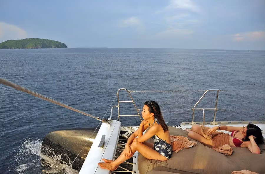 Planes en Phuket con amigas dispuestas a divertirse