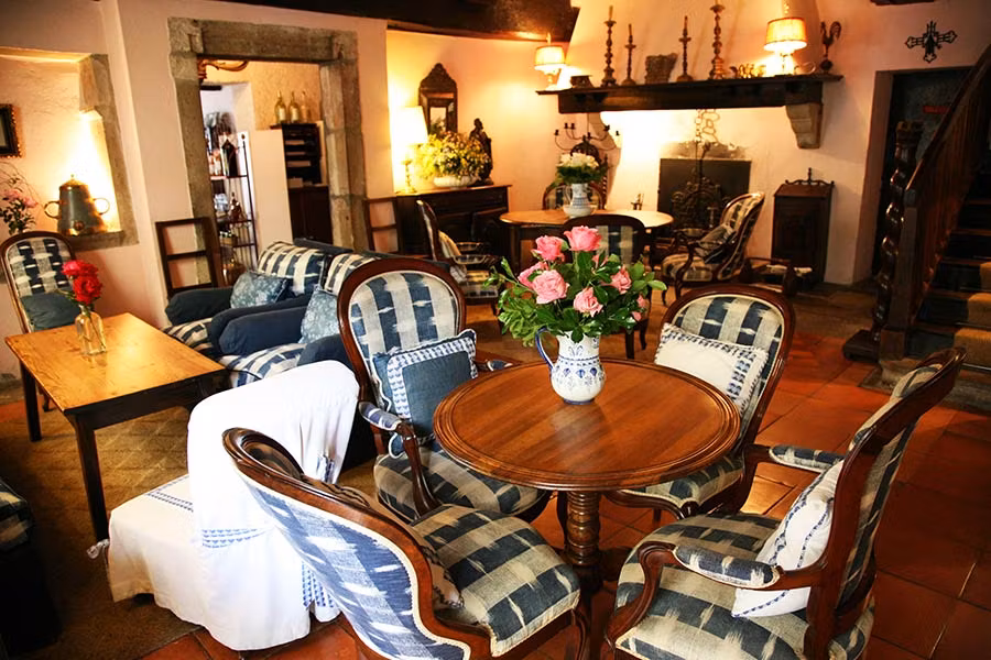 Salón de Hotel Arraya en Sare